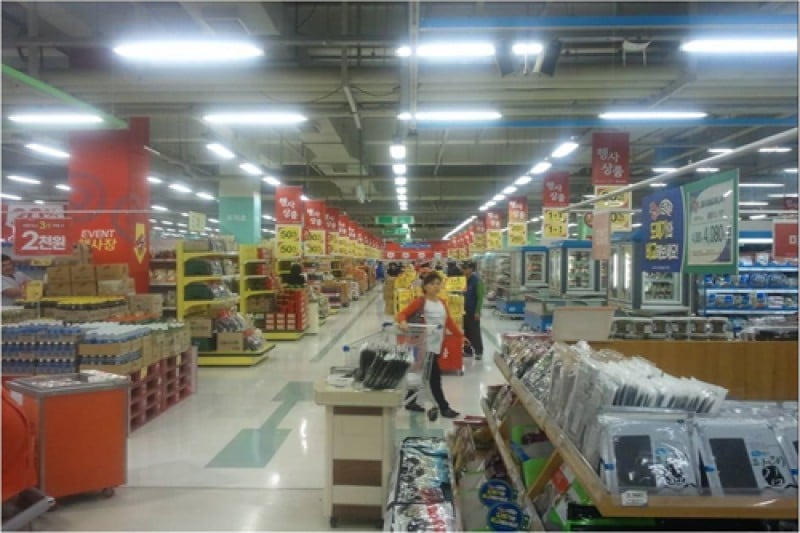 HOME PLUS東大門店  (2/8)