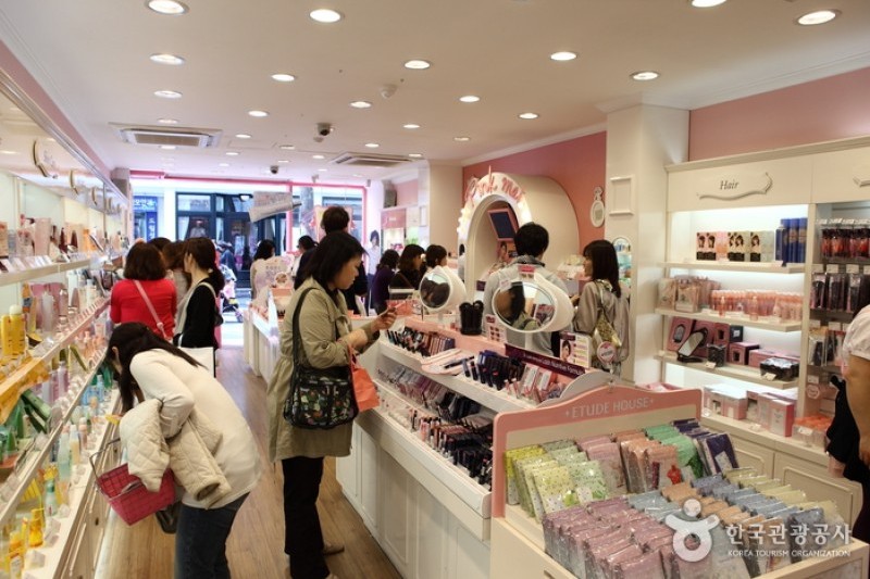ETUDE HOUSE 明洞1號店 (2/13)