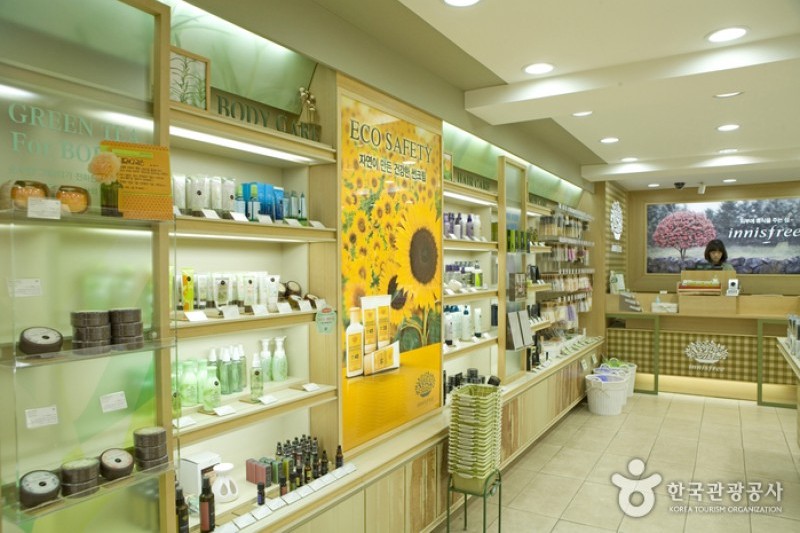 Innisfree(梨大店) (10/10)