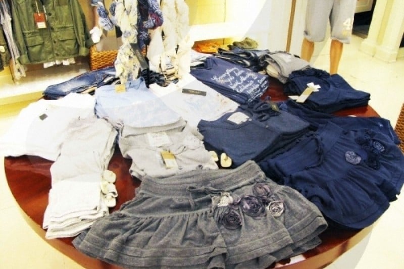 WHO.A.U 明洞店 (2/6)