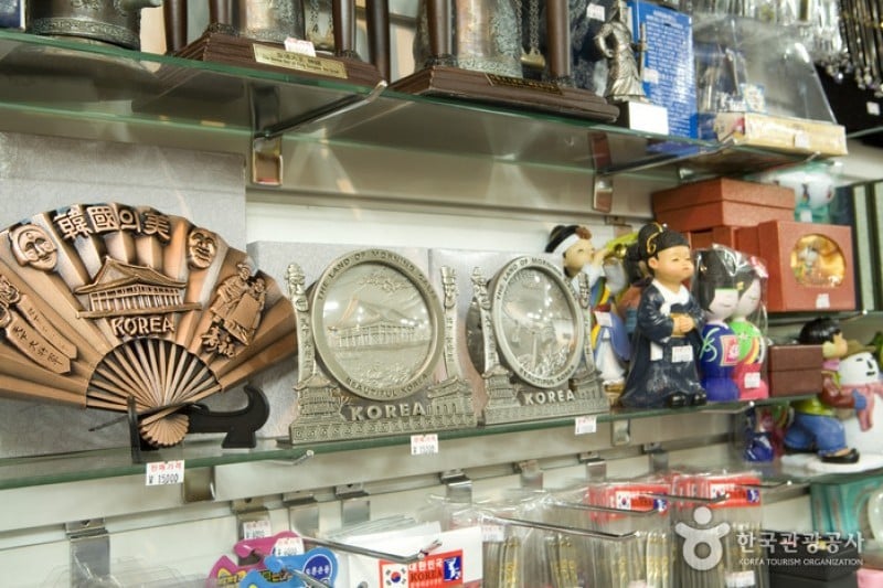 Korean souvenir (6/10)