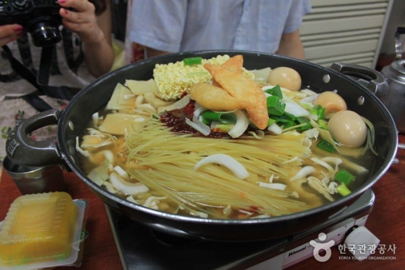 Sindangdong Tteokbokki Town  (1/20)