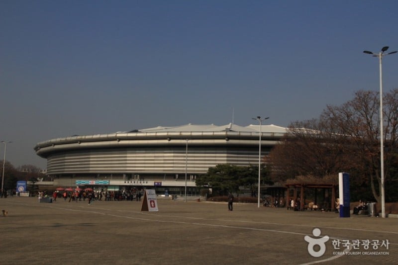 奧林匹克公園體育場 (2/4)