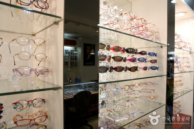 Eyedaq眼鏡明洞店 (4/9)
