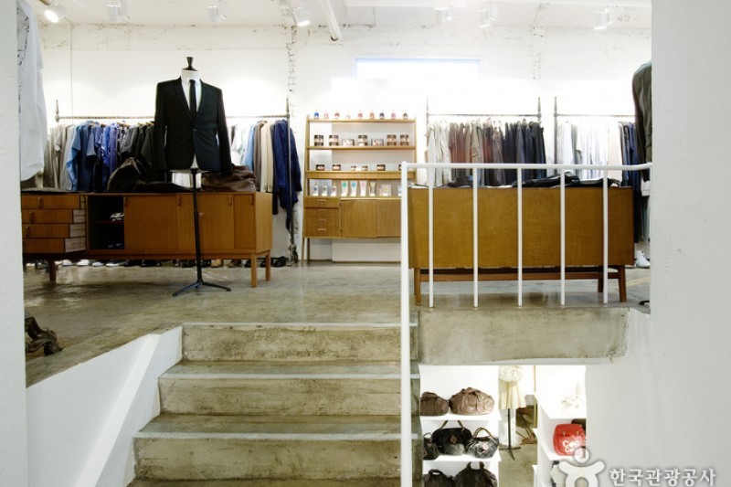ILMO outlet & Cafe Scoop Garden (일모아울렛&카페) (9/9)