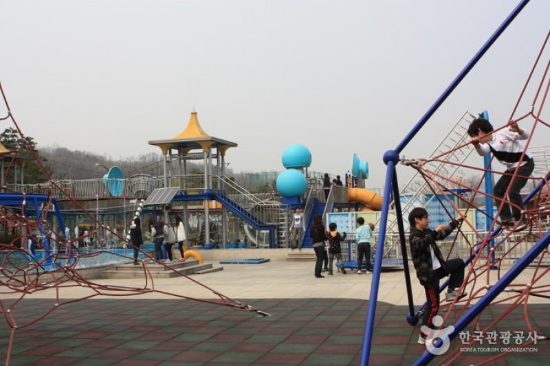 首爾特別市科學展示館