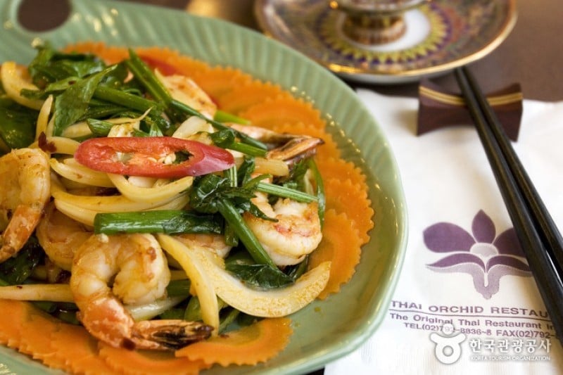 THAI ORCHID (1/4)