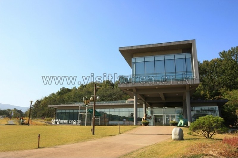 奇思妙想美術館(상상톡톡 미술관) (2/22)