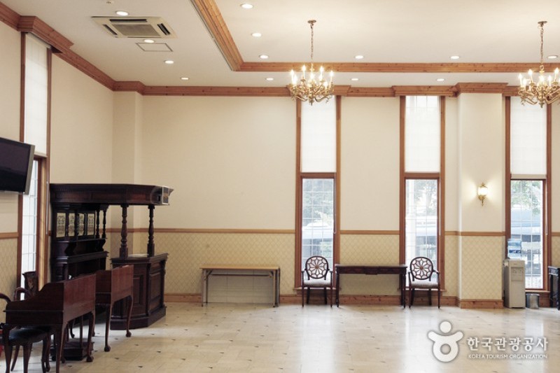 白岩藝術廳 (5/6)