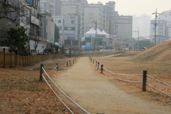 首爾風納洞土城