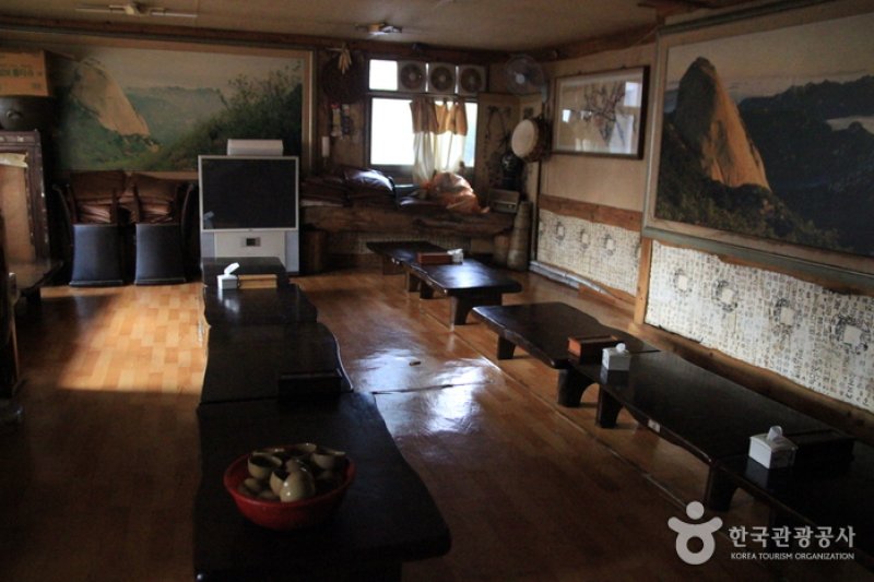 仁壽峰鄉村風味餐廳