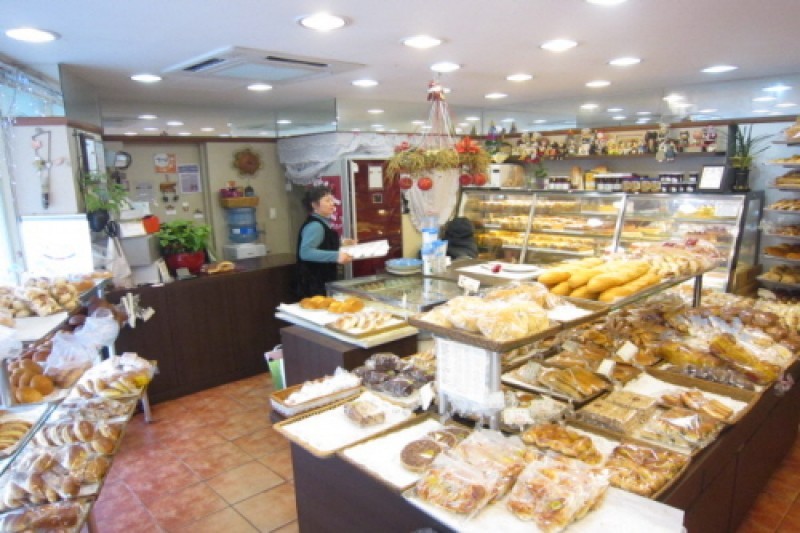 孝子麵包店 (1/8)