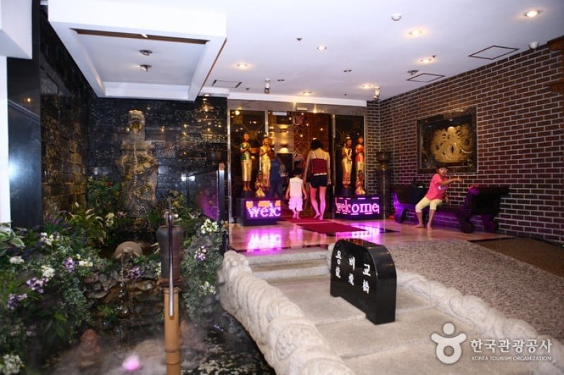 龍山SPA館 - 好萊塢女明星喜愛的汗蒸房按摩 (8/30)