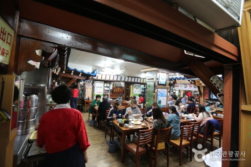 全州中央會館 (明洞本店)  (2/9)
