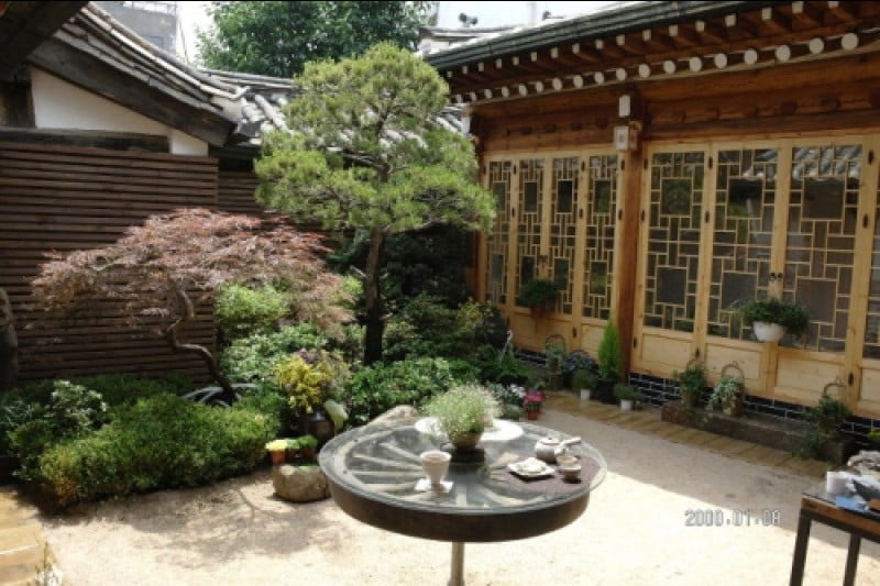 庭園茶院 (1/4)