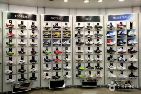 adidas文井店 