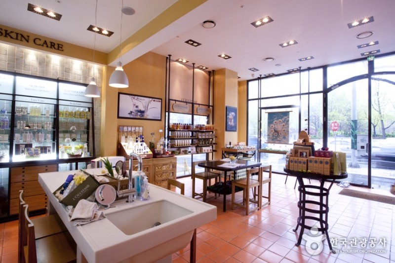 歐舒丹 Loccitane  (5/10)