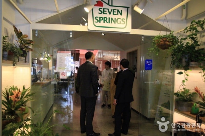 Seven Springs汝矣島店 (4/4)