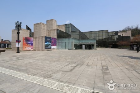 藝術殿堂Hangaram美術館