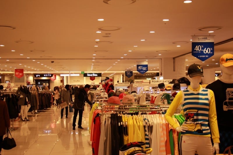 樂天折扣購物中心首爾站分店 (3/10)