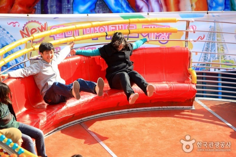 月尾主題樂園