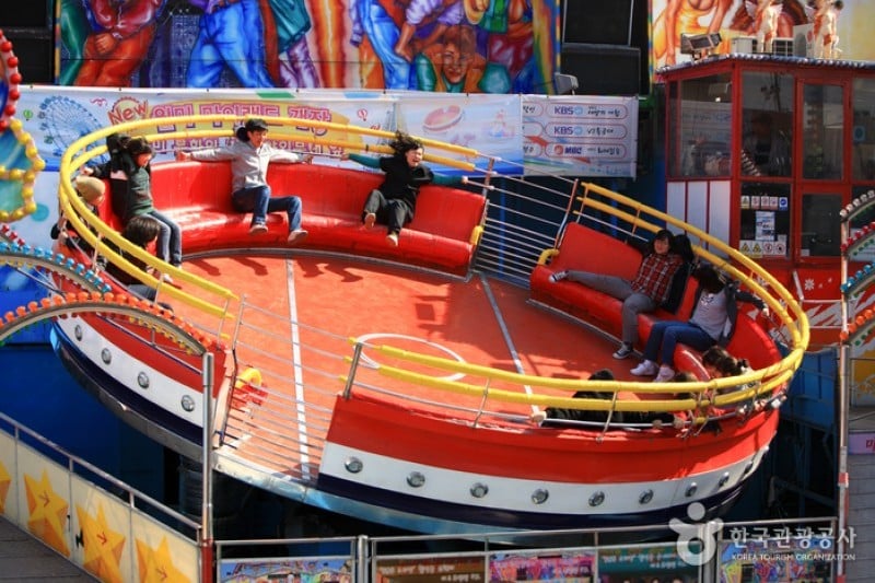 月尾主題樂園