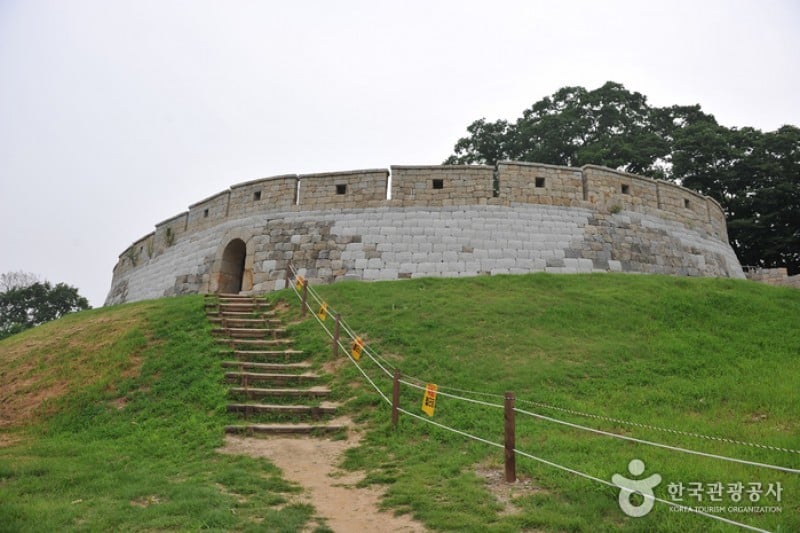 燕尾亭 (1/11)