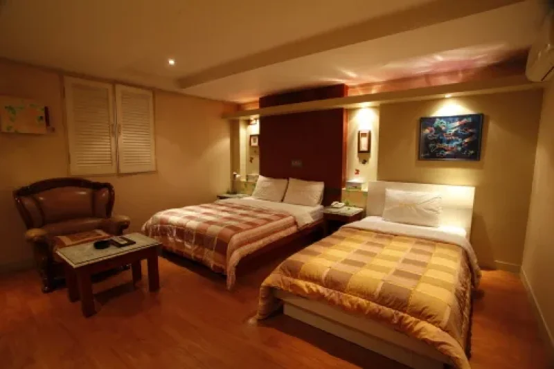 Hotel with[優秀住宿設施]  (3/4)
