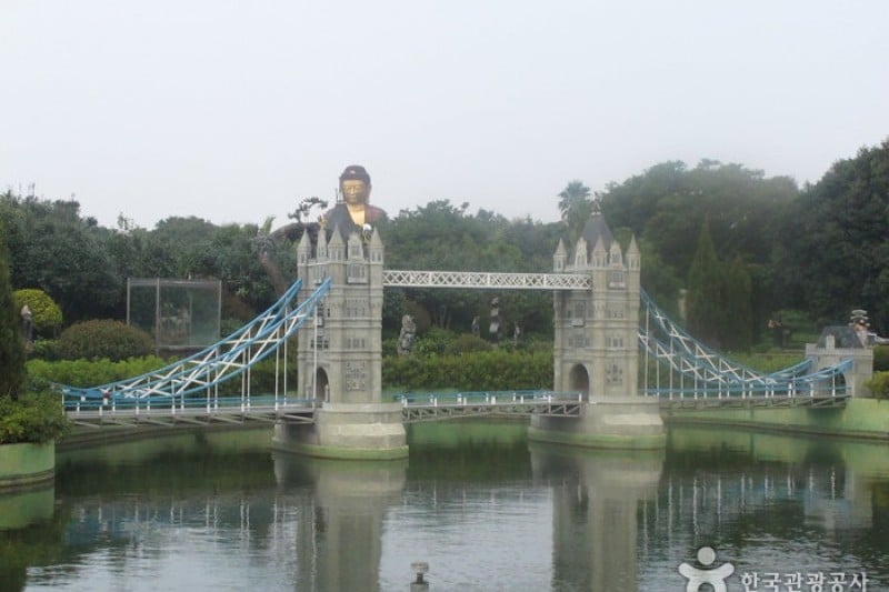 小人國主題樂園