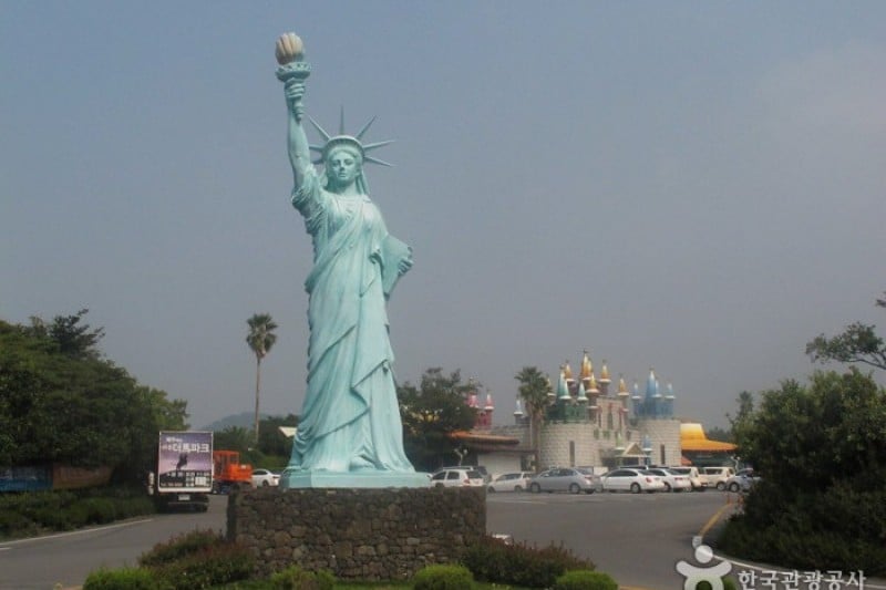 小人國主題樂園