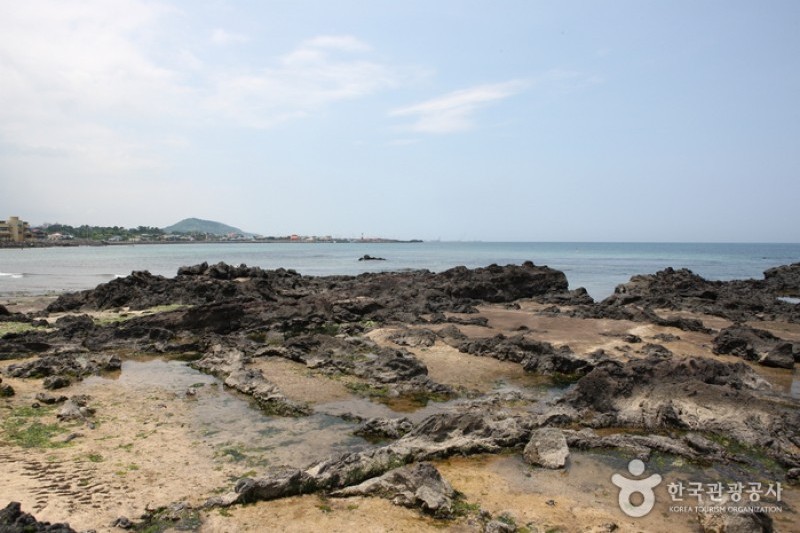 三陽黑沙灘