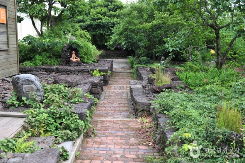 金永甲藝廊(Dumoak)