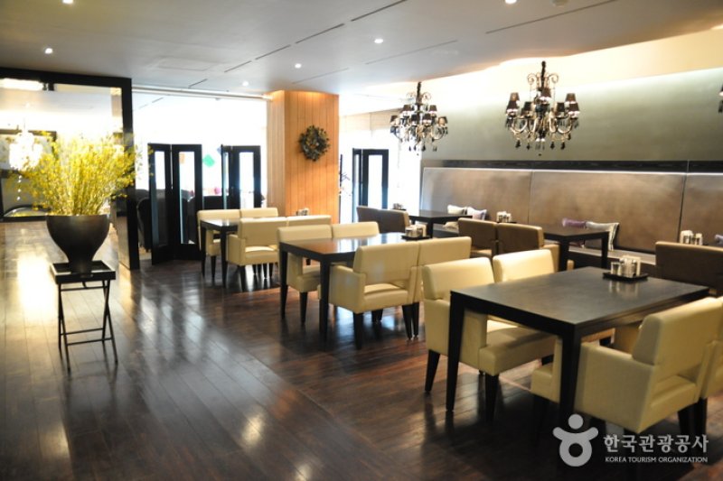 The Baume Couture Boutique飯店