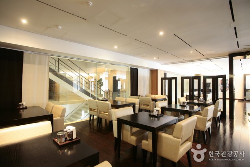 The Baume Couture Boutique飯店