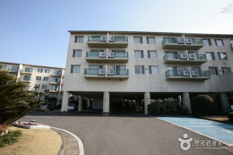 西歸浦Kensington渡假村 (2/30)
