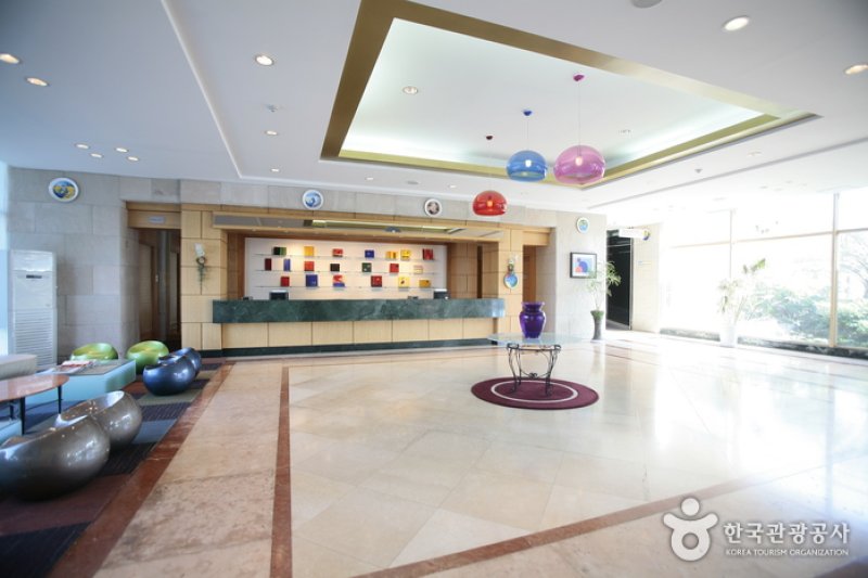 旅行者酒店(濟州)(트레블러스호텔)