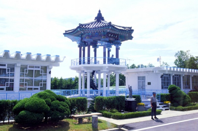 板門店 (3/6)
