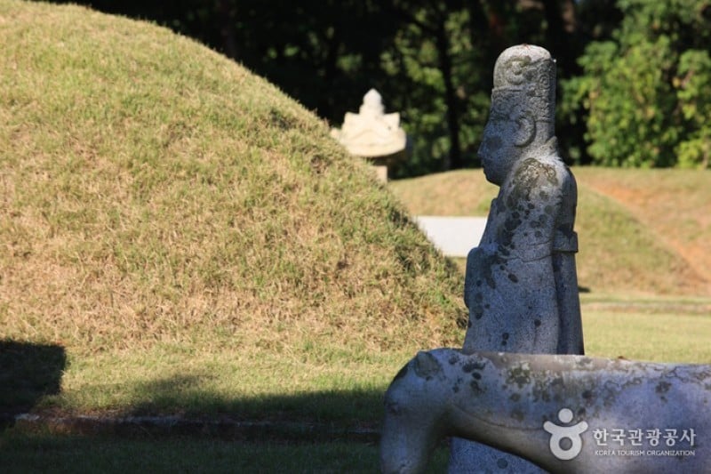 高陽西三陵 [UNESCO世界文化遺產] (8/21)