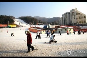 熊城滑雪渡假村