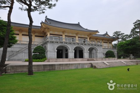 湖巖美術館