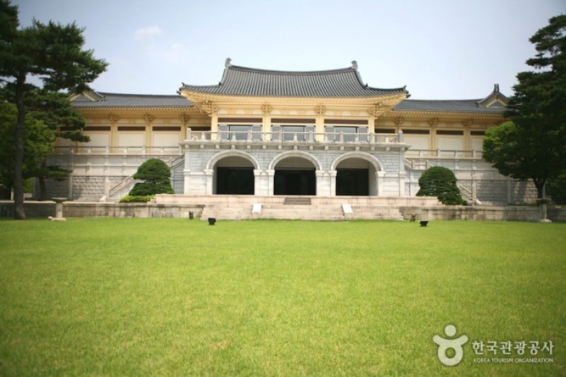 湖巖美術館