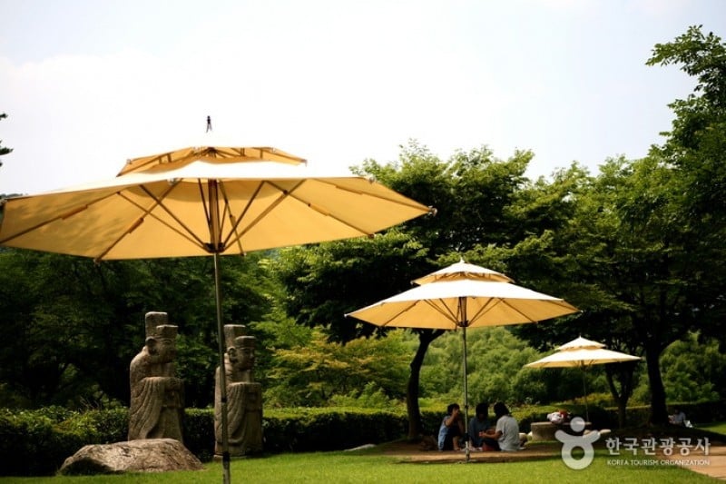 湖巖美術館