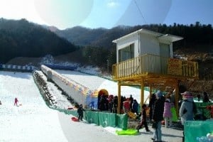 加平四季雪橇場