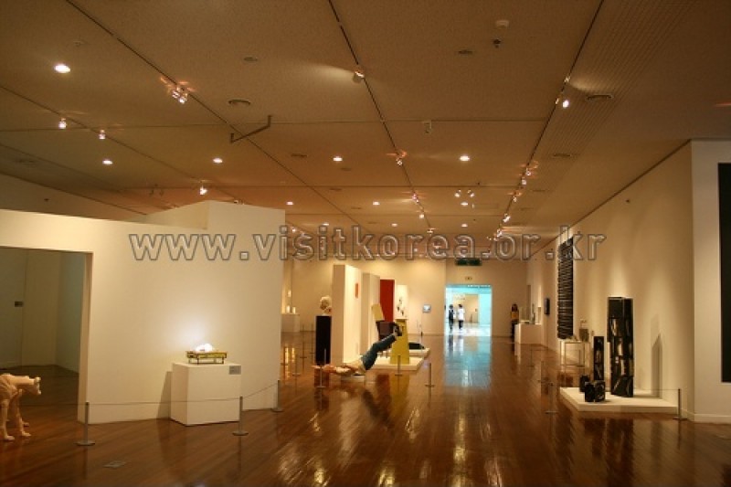 京畿世界陶瓷雙年展