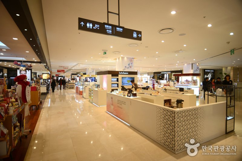 樂天百貨公司一山店  (2/4)