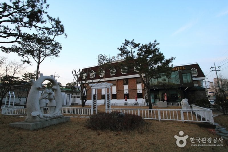 東豆川觀光飯店 (3/5)