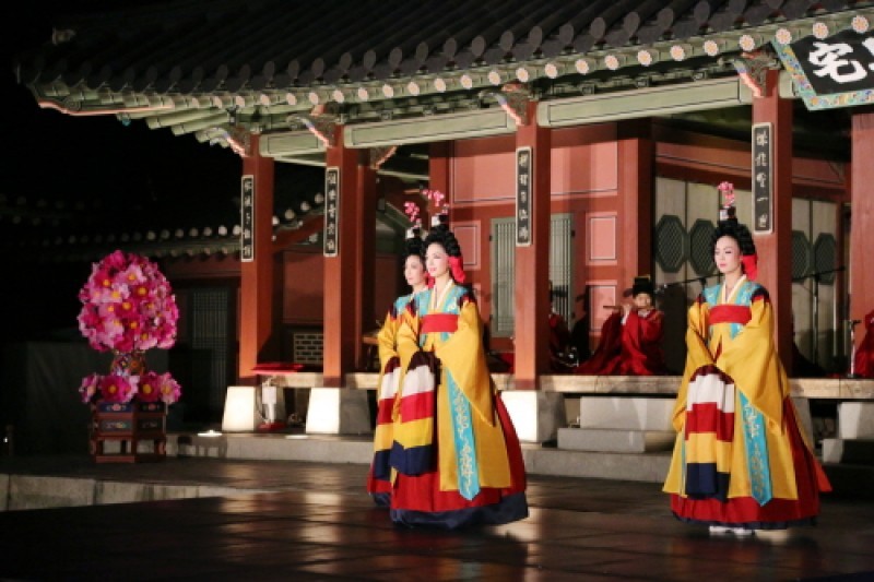 水原華城月光之旅