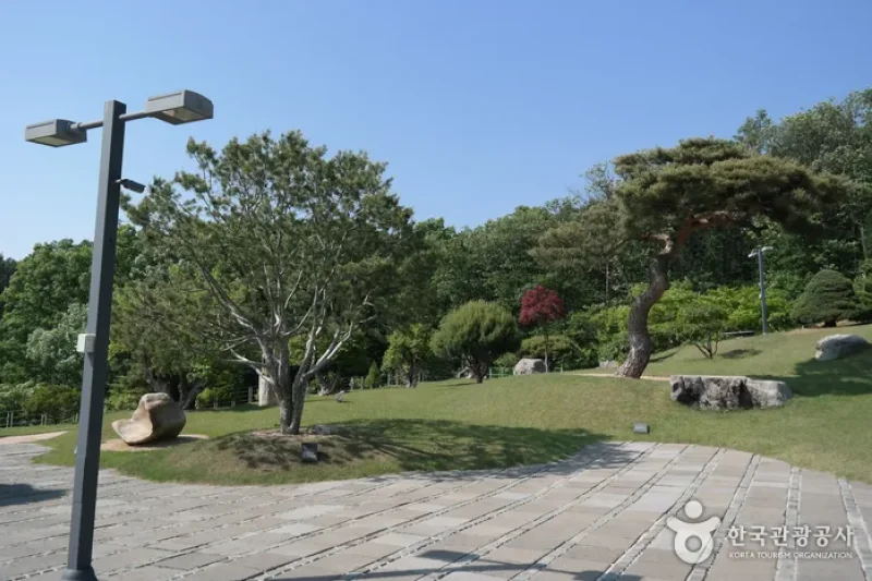笑鬱園