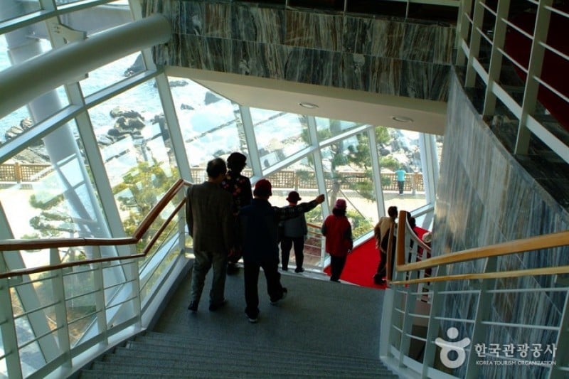 Nurimaru APEC House (3/6)