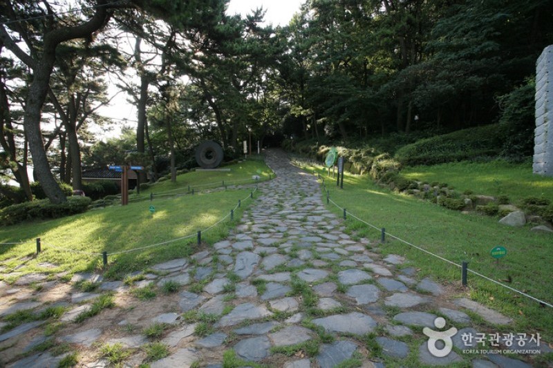 釜山岩南公園 